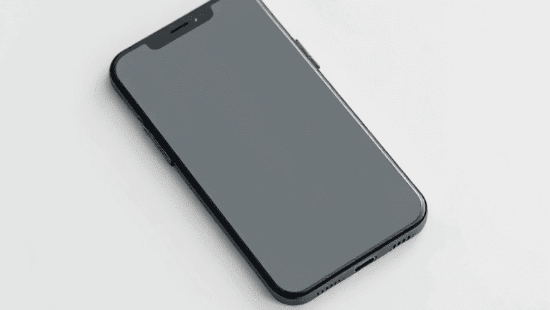 Telefon Ekranı Neden Kararır?